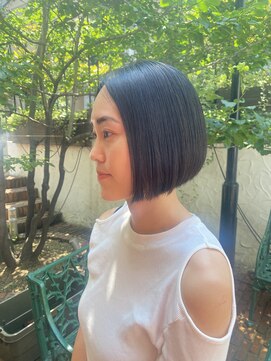 ピークアブー 表参道(PEEK-A-BOO) 前下がりボブ