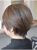 耳周りタイトなショート/白髪ぼかしベージュ/ボリュームUP