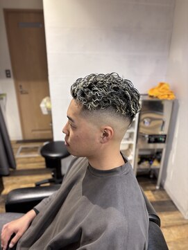 バーバーブロス(BAR BER bro's) 極道パーマ