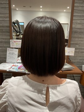 アミカ シーモール店(Amica) ショートボブ
