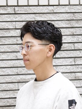 ザバーバー 渋谷(THE BARBER) テーパーフェード×フェザーパーマ