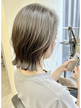 バッカ(BACCA) ツヤ不足を自然に補正。40代の上品くびれ風ボブ