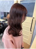 甘すぎないピンクブラウン