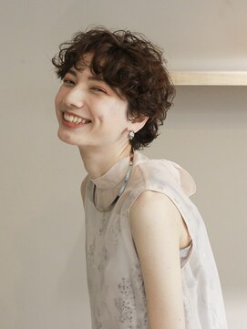 グリコ(grico) ふわふわカーリーショート/似合わせ