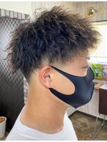 アールフィールド(R field)&nbsp;ツーブロックハードツイストローフェード