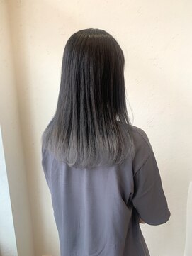 カリン ハッピーヘアライフ 長吉長原店(carin happyhairlife) 裾カラーシルバーアッシュ