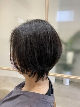 ルーム(room) ステップボーンカット×くびれショート