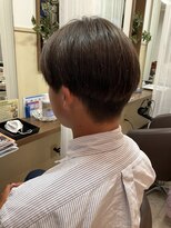 コアフィールフィス(COIFFURE fils) 【見附　今町】メンズ　センターパート　黒髪　