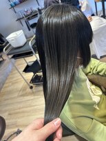 サラ(sarah)&nbsp;【渡邉優太】縮毛矯正/酸性ストレート