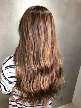 ルッソリベラ 池袋(Lusso libera) ロングハイライト　ハイトーンブラウン　池袋◎30代40代50代