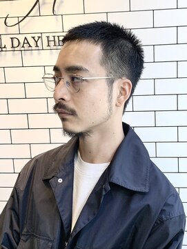 オールデイハローズ 京都駅前店(ALL DAY HELLO`S) ３０代　メンズノームコアフェードボウズ