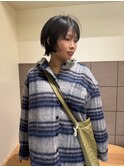 20代30代前下がりショートツヤ感ボブウルフレイヤーカット