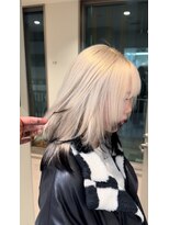 モニカ 原宿店(MONIQA)&nbsp;白黒