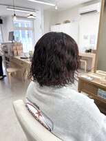 ロッコ 船橋駅(Rocco)&nbsp;くるくるボブパーマこっくりワインレッドカラー　船橋駅　船橋