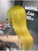 イエロー
