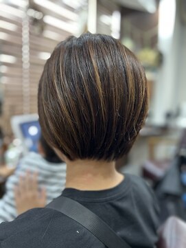 ルアン(Luan) 白髪ぼかしハイライト