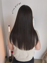 シキ(SHIKI)&nbsp;透明感オリーブグレージュ