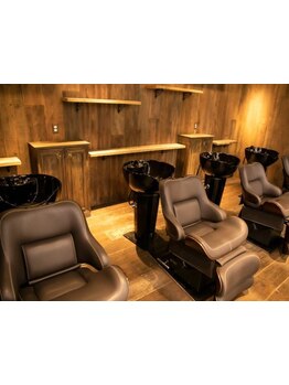 大人女性の髪に優しい商材使用！髪のお悩みや理想に寄り添いご提案！大人女性のお悩みはお任せ下さい♪