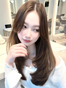 マインバイアフロートギンザ(MYNE by AFLOAT GINZA) レイヤーカット/ミルクティーブラウン