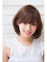 厚めバングのマーメイドアッシュハニーヘア小顔斜めバング