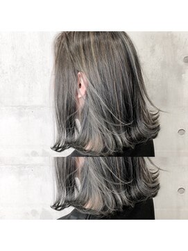 シュプバイトゥーミー(sup.by tomee) highlight×ブルージュ【担当　末吉】