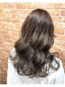 ワンズ 竜王店(ONE'S) smoky ash