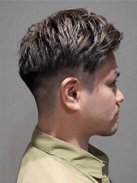 スリー 麻布(THLEE) [髪質改善][麻布][眉][イルミナカラー][メンズ]