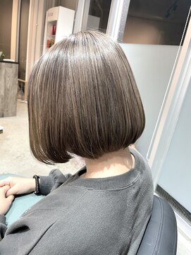 アンデイ(unday) ミニボブ＆ビターグレージュ