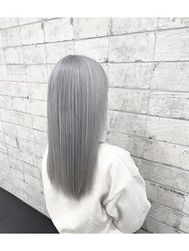 グランルシア(GRAN Lucia) ホワイトシルバー