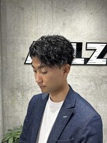 オルズ 渋谷(ALLZ)&nbsp;かき上げツイストスパイラルパーマセンターパート刈り上げ黒髪