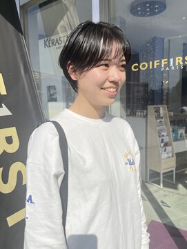 コワファースト 大分(COIFF1RST) お顔周りが可愛いショートボブ