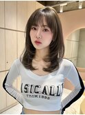 マロンベージュ　秋カラー　レイヤーカット　シースルー