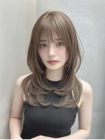 ヴェイン 渋谷(vain)&nbsp;レイヤー 顔周りレイヤー 小顔カット 透明感カラー