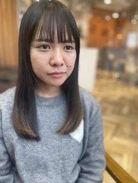 マル 日立(maru.) お顔周りカットで小顔効果