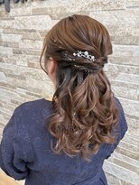 カペリ デ アーテ(Capelli di arte)&nbsp;お呼ばれハーフアップ