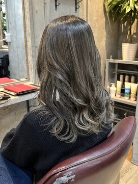 ロダット 横浜(LODAT by little) ハイライト×グレージュ【LODAT横浜】