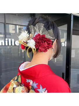ミル(1001 mille) 成人式・卒業式に!王道華やかまとめ髪