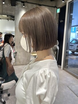 イリ(iLi) 【iLi×REN】ミルクティーベージュ/ミルクティーグレージュ