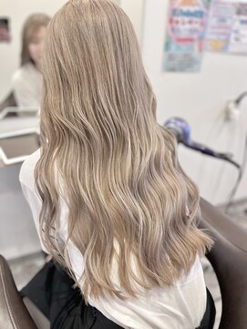 リシェイル(RICHAIR) 初ブリーチ！！ミルクティーグレー