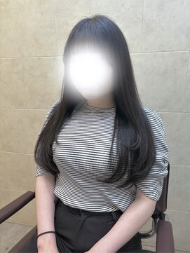 ジーナ 北千住(Zina) 韓国＊オリーブグレー＊レイヤーカットロング【Zina北千住】