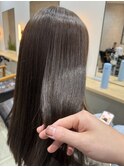 湿気で広がる髪の酸性ストレート