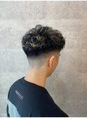 メンズハイライトパーマスタイル