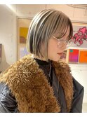 デザインカラーコントラストハイライト切りっぱなしボブ