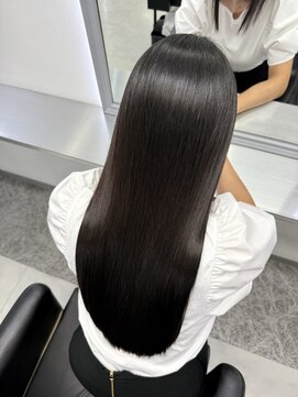 イオエ 心斎橋(ioe) 前髪/アンブレラカラー/こなれミディ/髪質改善/イメチェン