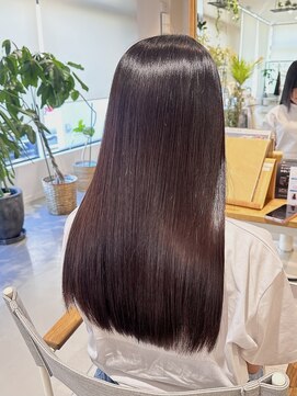 イエロ(yelo) 艶髪ストレート/髪質改善