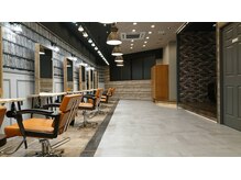 アグ ヘアー フェール 鳳駅前店(Agu hair faire)の雰囲気（こだわりが詰まった空間★リラックスしてお過ごしください。）