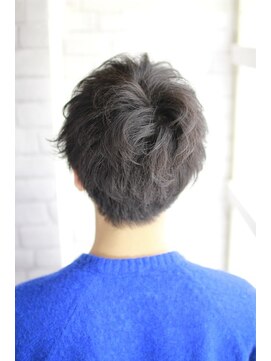 ミラー プラス エヌ(MIRROR+n) 格上げ☆束感パーマスタイル