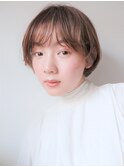 ナチュラルショートスタイル_耳かけウェーブパーマ_37060