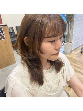 アルマヘアー(Alma hair by murasaki) ◎セミロングのウルフレイヤー◎