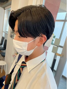 バイフィフス 原宿/表参道(by fifth) センターパート/ニュアンスパーマ/ツーブロ刈り上げ